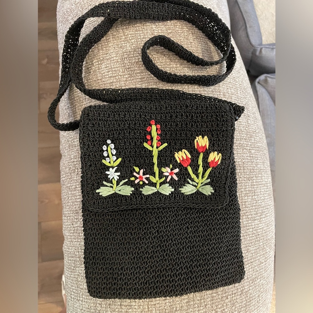 Amanda Smith Black Crochet Crossbody with Floral Embroidery